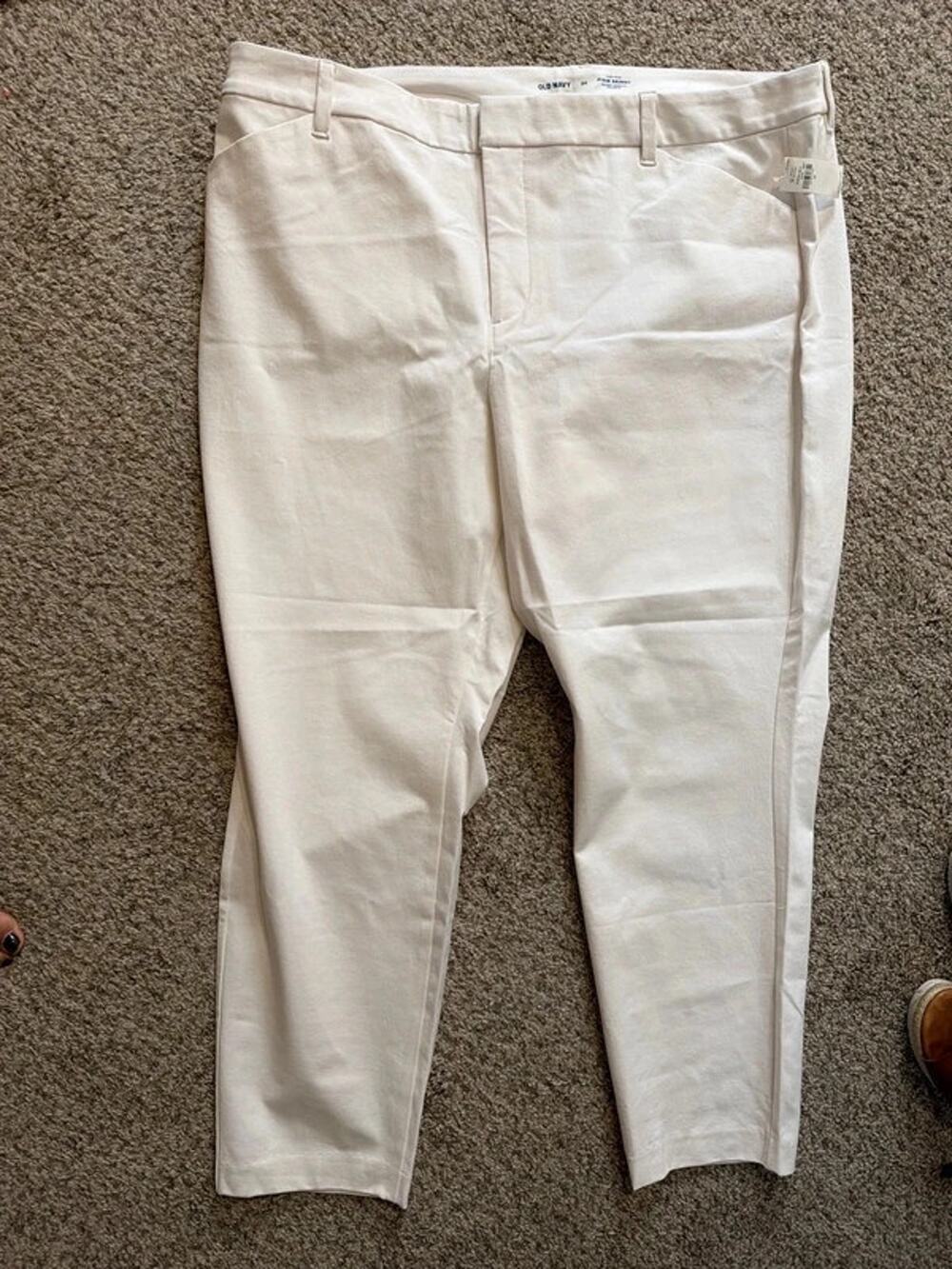 3 for $9 3 for $9 Old Navy pixie skinny high-rise white jeans, NWT 24 3507